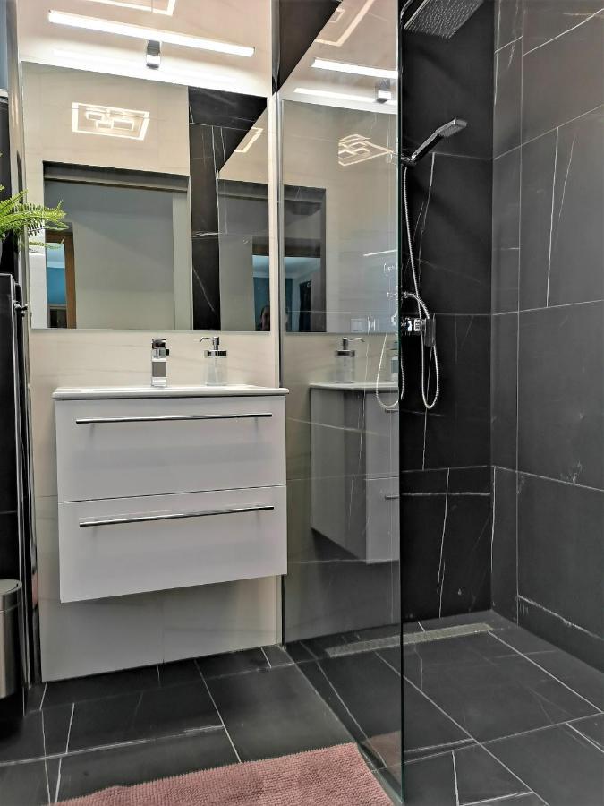 Otium Wellness Apartmanhaz Balatonakarattya Luaran gambar