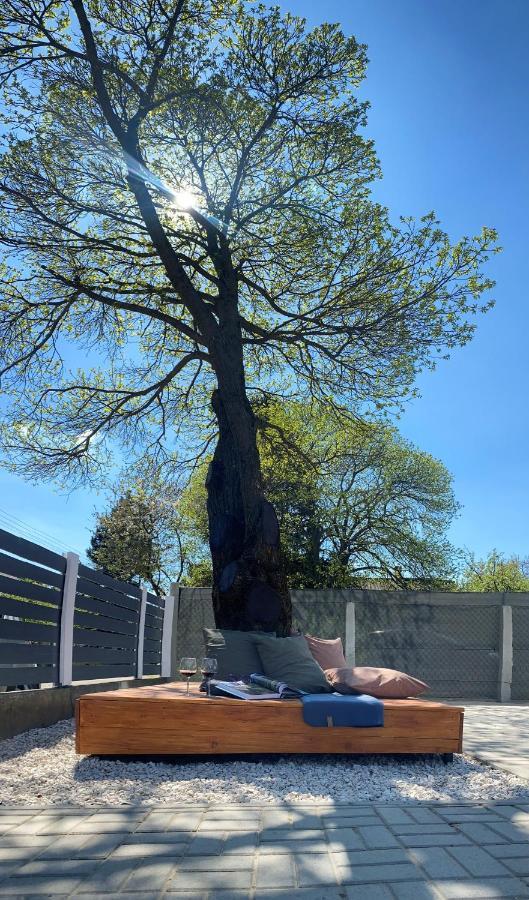 Otium Wellness Apartmanhaz Balatonakarattya Luaran gambar