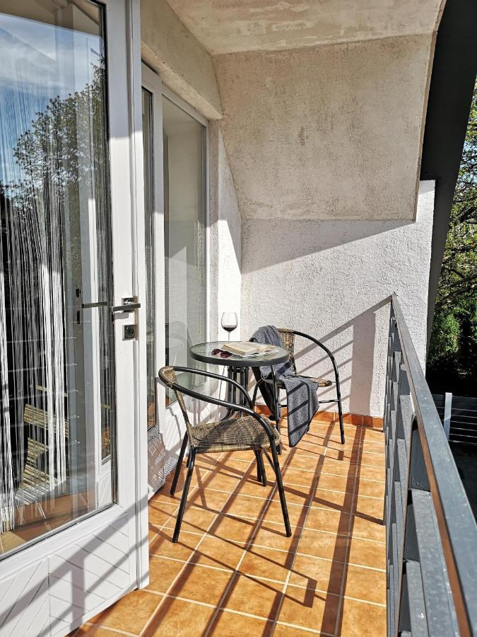 Otium Wellness Apartmanhaz Balatonakarattya Luaran gambar