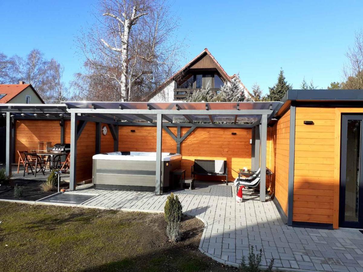 Otium Wellness Apartmanhaz Balatonakarattya Luaran gambar