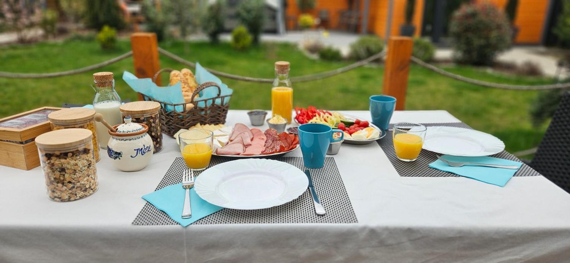 Otium Wellness Apartmanhaz Balatonakarattya Luaran gambar