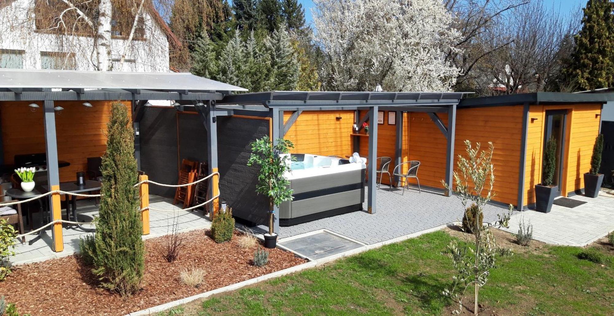 Otium Wellness Apartmanhaz Balatonakarattya Luaran gambar